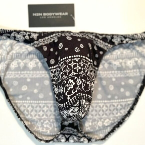 N2N Bodywear Size M Provence Micro Bikini - Black/White - Batik Design - Picture 3 of 12